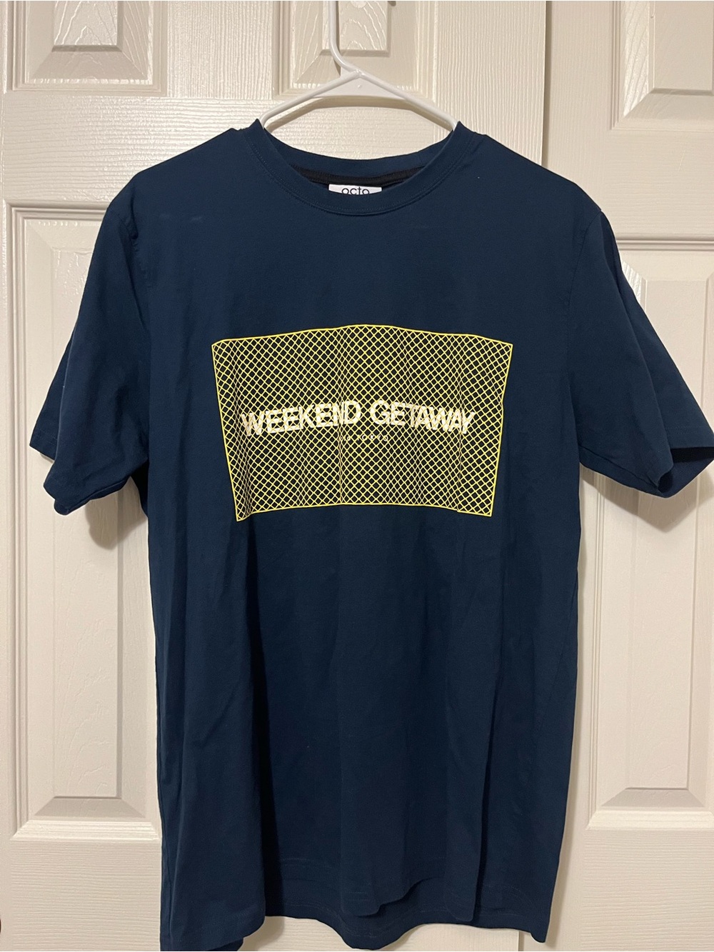 Octo Tokyo Unisex Navy Weekend Getaway Graphic Tee